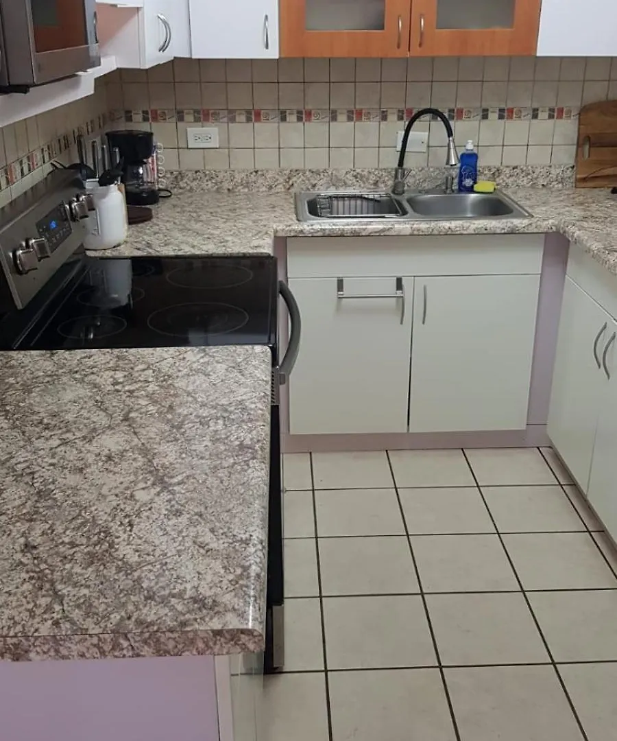 San Juan Airport Retreat With A Pool Apartment 0*, San Juan